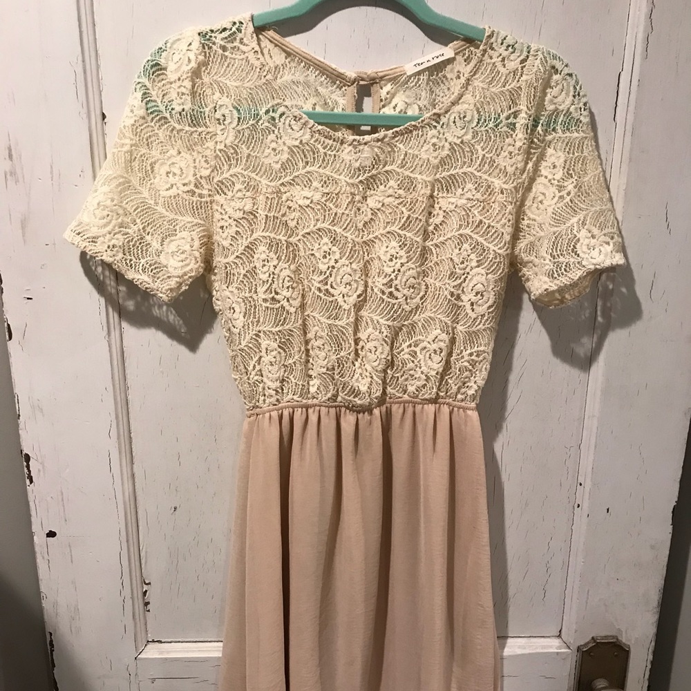 Lace dress